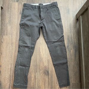 Grey Banana Republic Men’s Chinos - LIKE NEW
